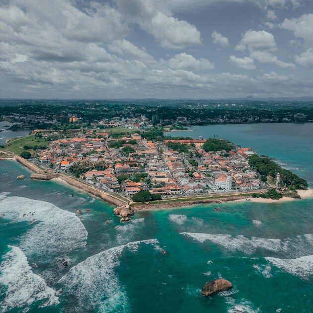Galle Fort & Southern Beaches Day Tour